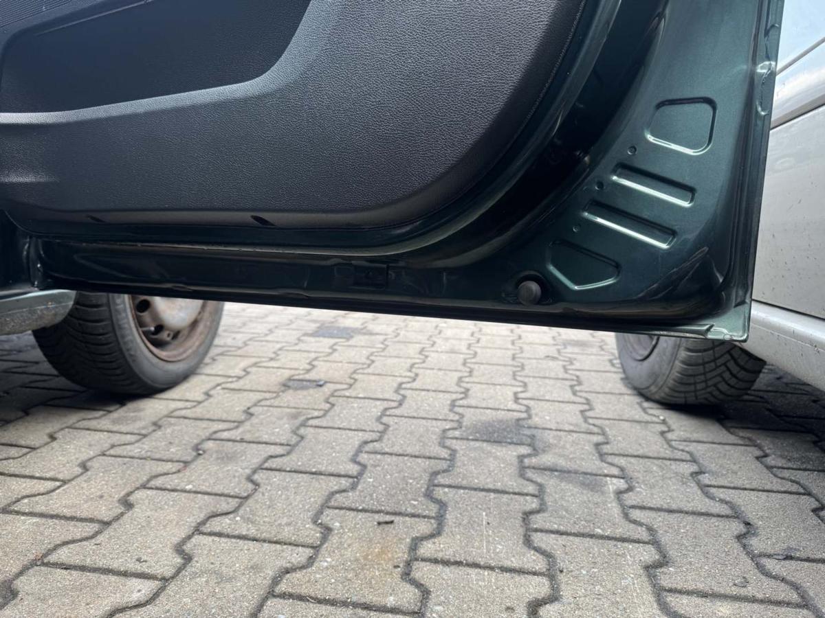 Skoda Fabia 2 original T&uuml;r vorn rechts LF6K Highland Gr&uuml;n Rohbau Bj.2008